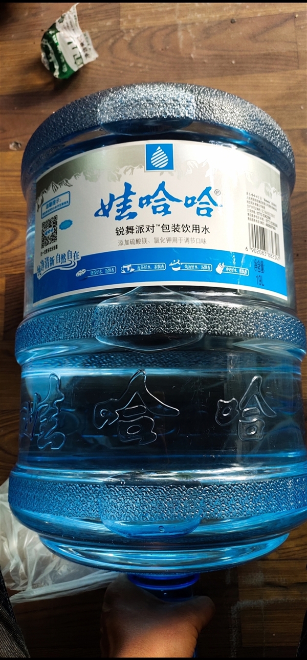 柳城县水能量桶装水专卖店